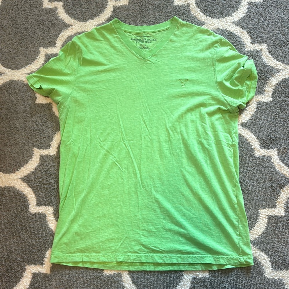 Men’s American Eagle Athletic Fit Tee Shirt- Green- Used- Excellent Condition